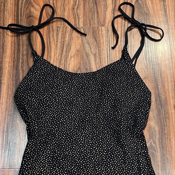 Onia Ginny One Piece - Picture 8 of 15